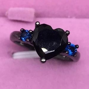 NEW 18K BLACK HEART SHAPED BLUE SAPPHIRE GOTH RING
